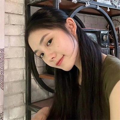 湖边散步